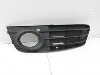 Audi A4 8K 07-11 Frontblende Frontleiste Links Rahmen Nebelscheinwerfer Audi A4 8K 07-11 08.06.2009 8K0807681A gebraucht Vorschau 1