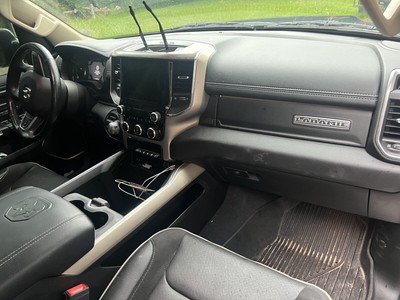 image 4 of interior