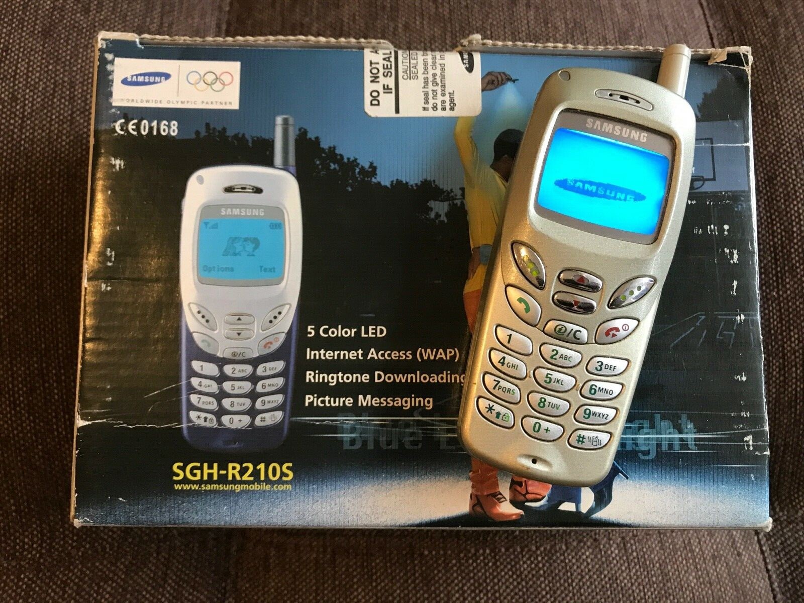 Samsung SGH-R210S - Unlocked CellPhone *VINTAGE