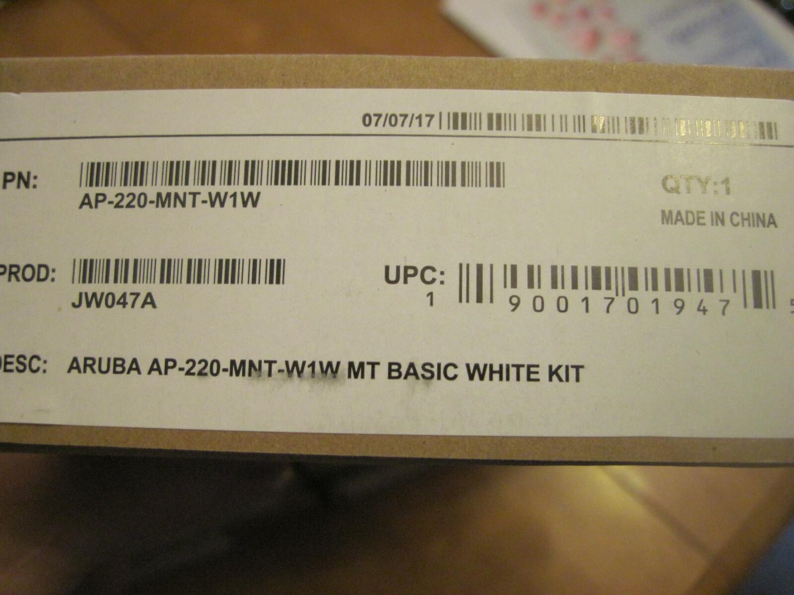 SIX NEW Aruba AP-220-MNT-W1W  JW047A Basic Flat Surface Mount White