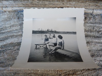 Photo noire et blanc années 30 Maillots de bain , baignade ,congés payés