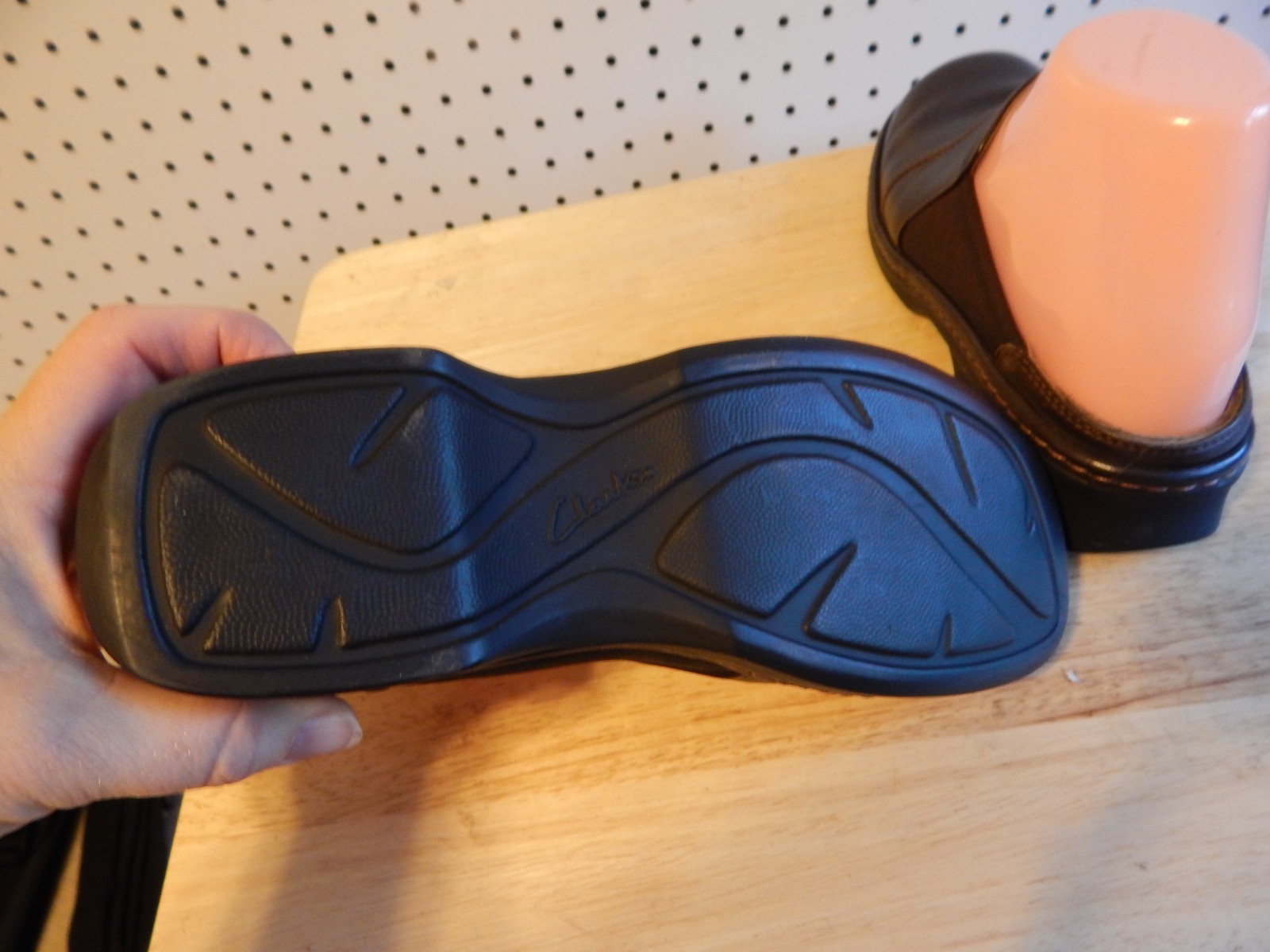 Womens Clarks shoe clogs - brown - size 6.5 M ~ #31902