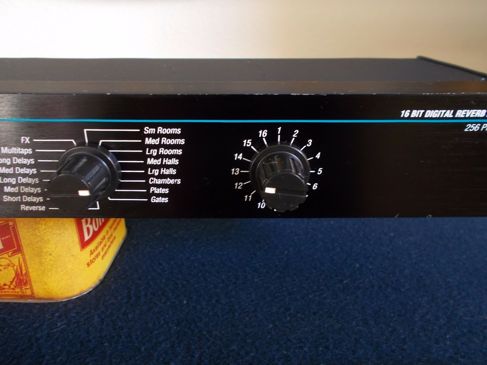ALESIS MICROVERB III  16 Bit Multi Effects: With Power Supply. Excellent!