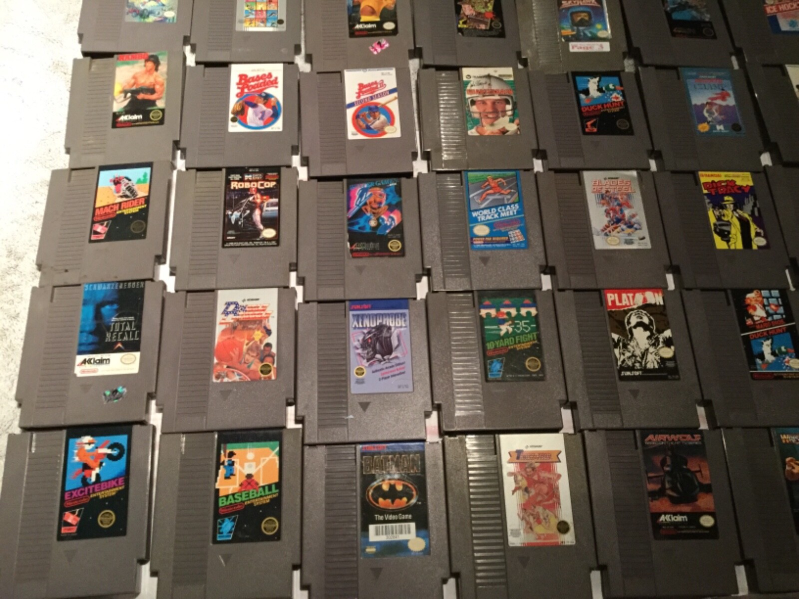 NINTENDO VINTAGE COLLECTION GAMES LOT OF 48