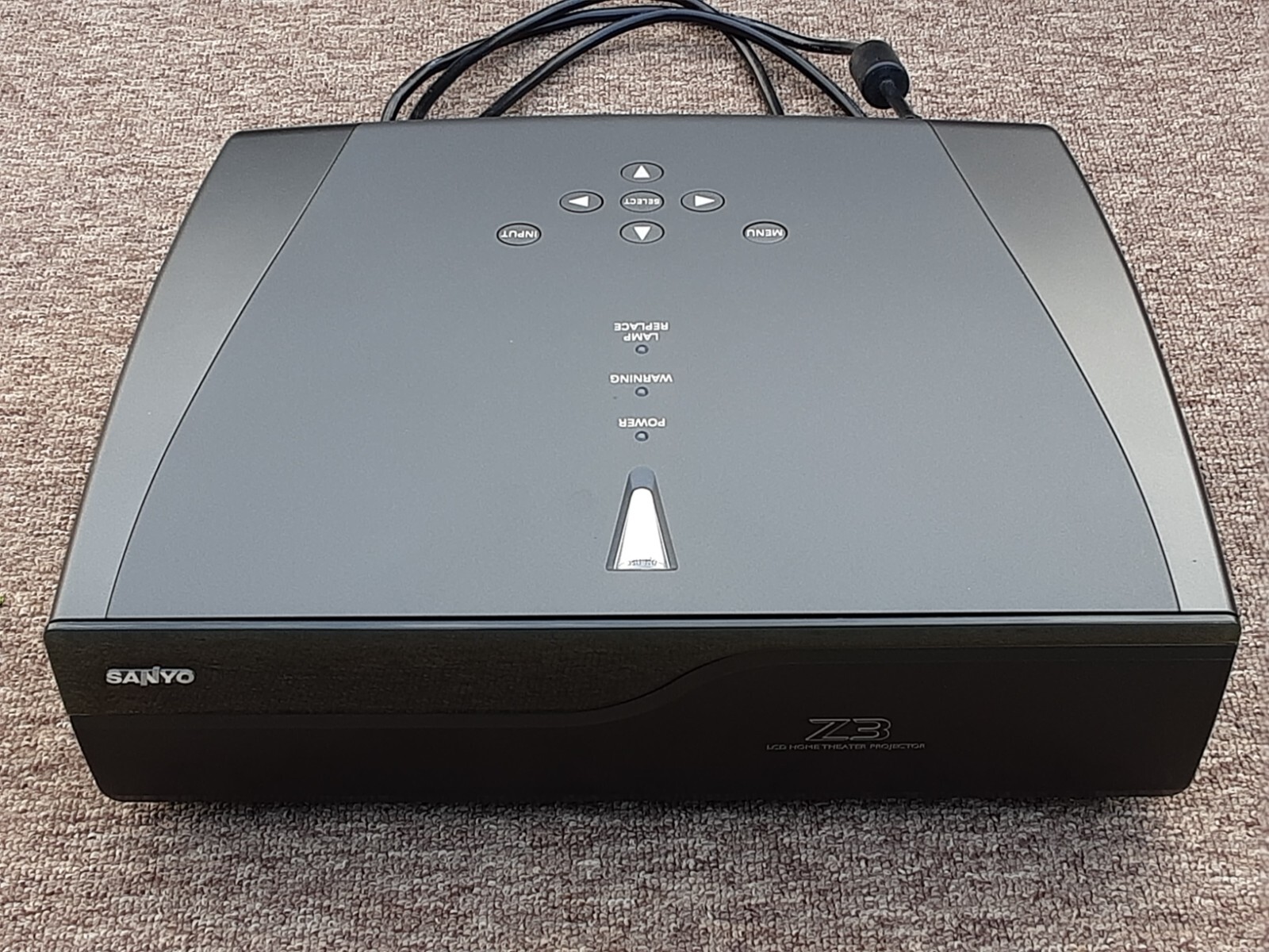Sanyo PLV-Z3 LCD Projector 1280 x 720 HDMI VGA 800 Lumens Sanyo PLV-Z3 LCD Projector 1280 x 720 HDMI VGA 800 Lumens