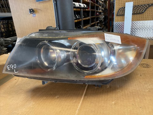 2006-2008 BMW 328i Sedan Headlight Left Driver Side HID 2006-2008 BMW 328i Sedan Headlight Left Driver Side HID