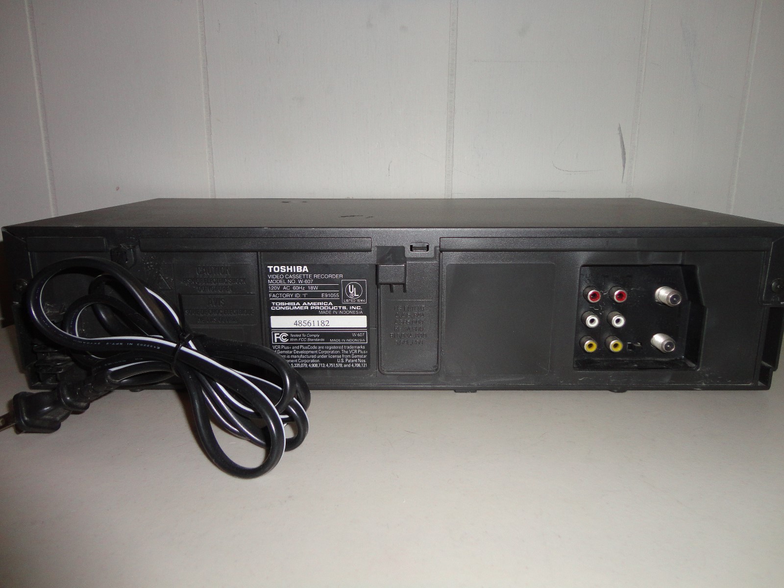 Toshiba W-607 Hi-Fi VCR, VHS, Video Cassette Recorder, Pro Drum, 1 Minute Rewind