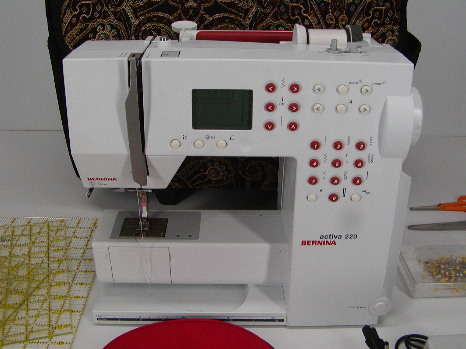 Bernina Activa 220 Computerized Sewing Machine