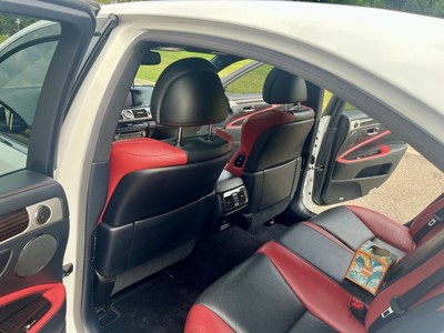 image 4 of interior