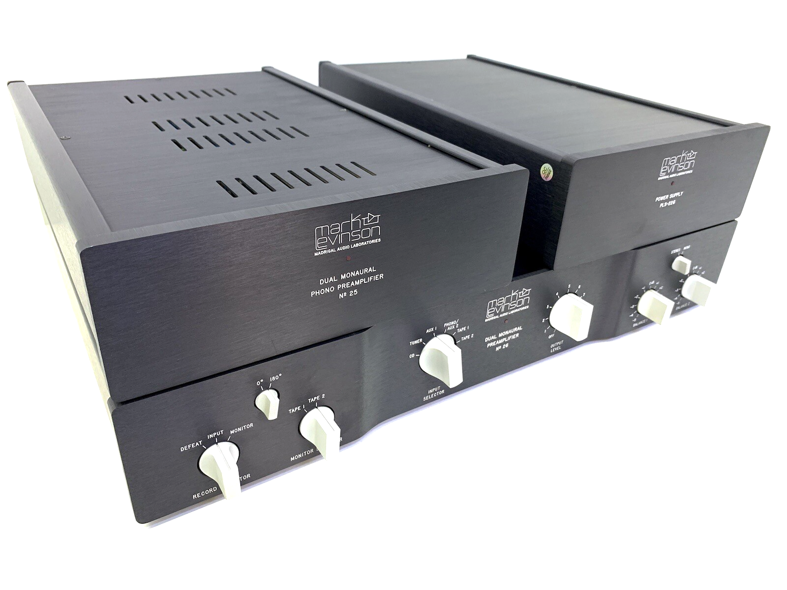 Mark Levinson N.26 Stereo PreAmplifier + N.25 Pre Phono +