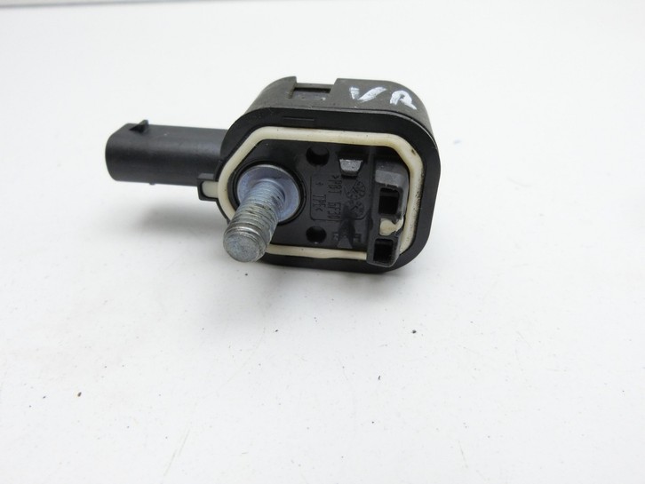 BMW 525d F10 13-17 2,0d 160KW Sensor Airbagsensor Rechts Vorne BMW 525d F10 13-17 27.02.2014 9224178 65779224178... Bild 3
