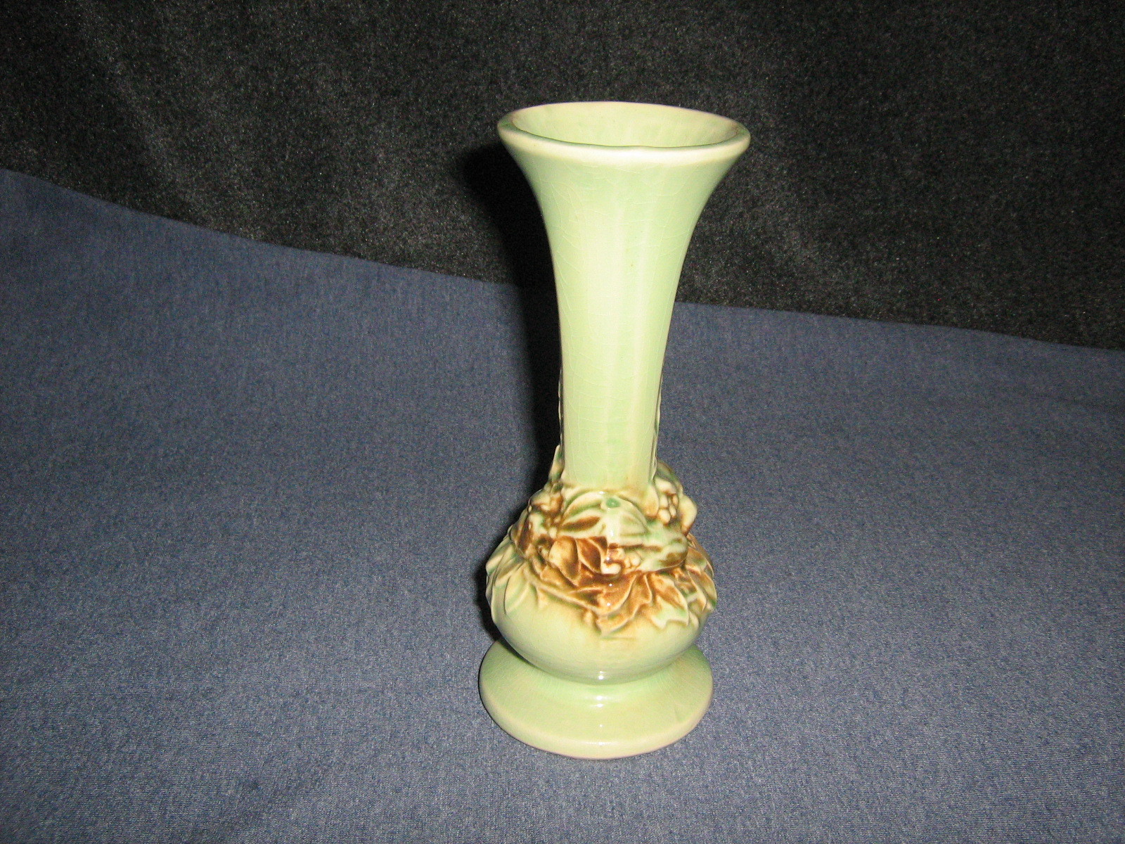 RARE Vintage McCoy BIRD in NEST Bud Vase 1940s 50s  Rustic Line Era