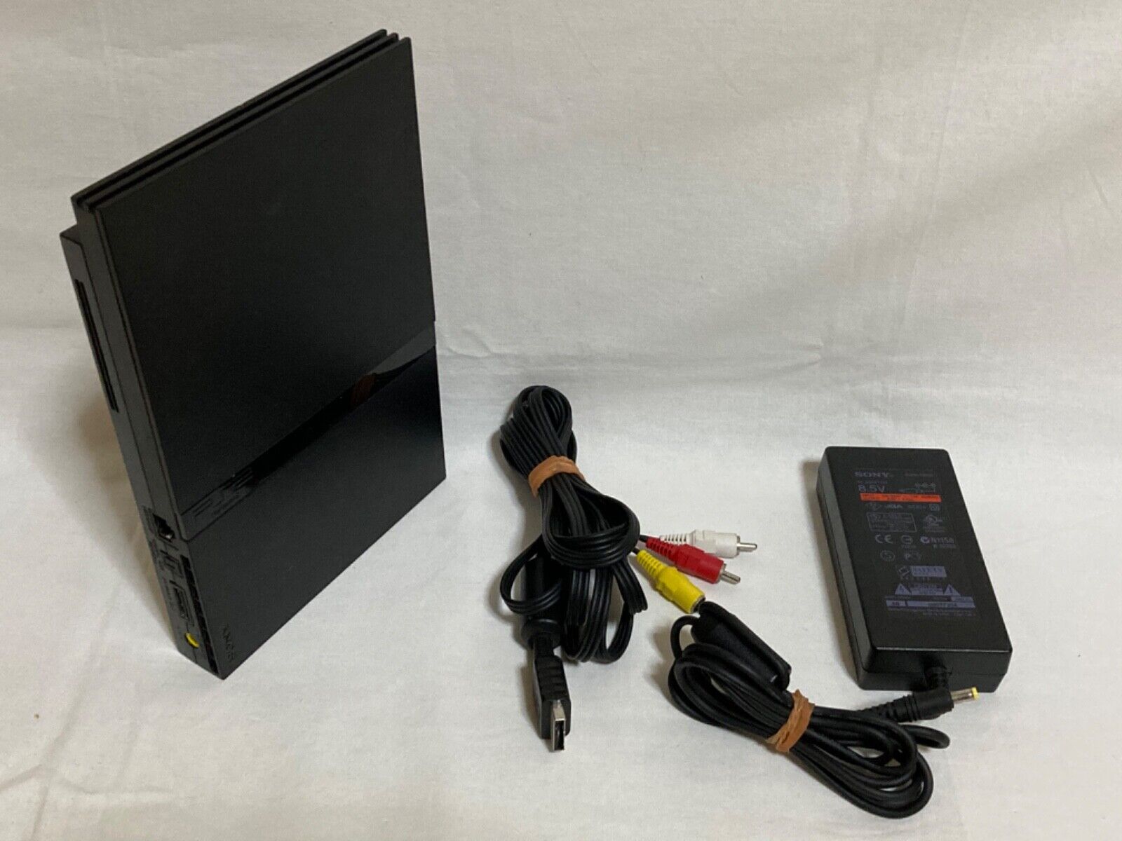 Playstation 2 Slim Black SCPH-77000 Japan with 100-240v Playstation 2 Slim Black SCPH-77000 Japan with 100-240v