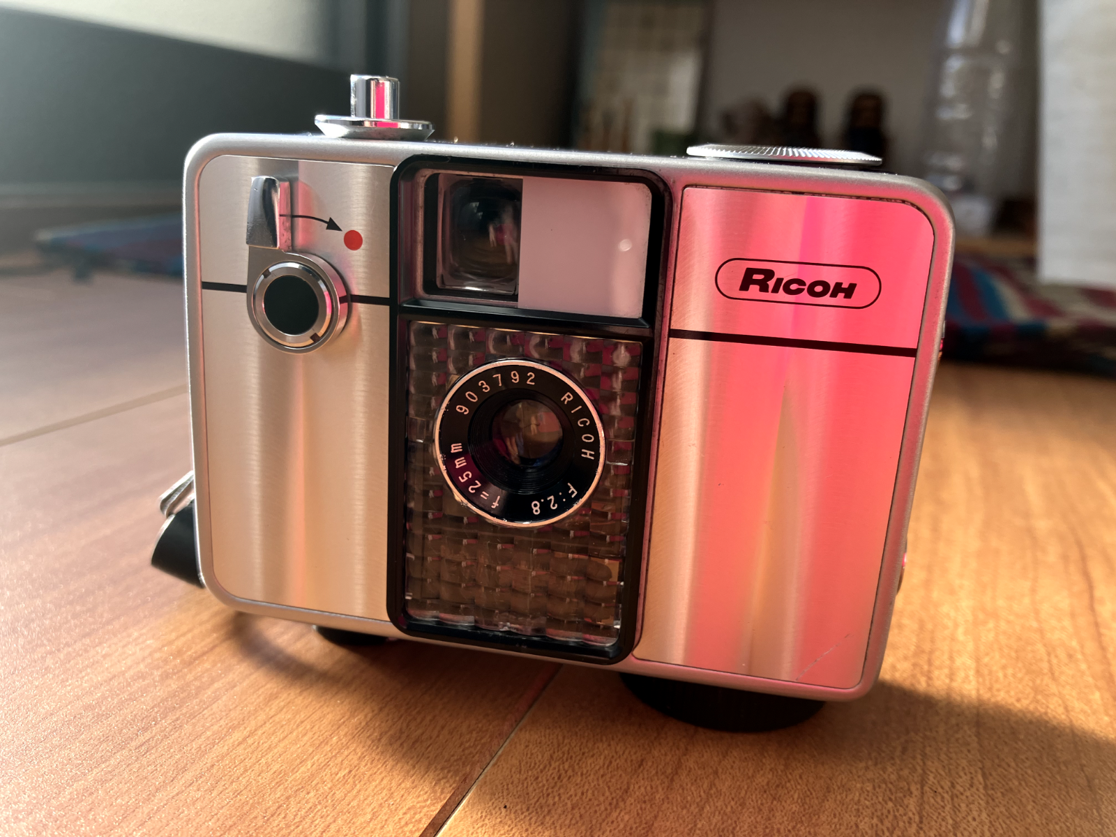 ✽AUTO　HALF　Ｅ✽ハーフカメラ✽リメイク✽リコー❀オートハーフ❀ Ricoh Auto Half E2 Film Camera Review