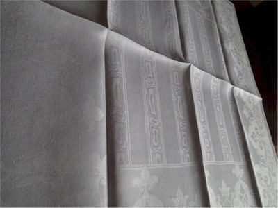 Set of 12 Gorgeous Vintage Fancy White  Linen Damask Napkins 26