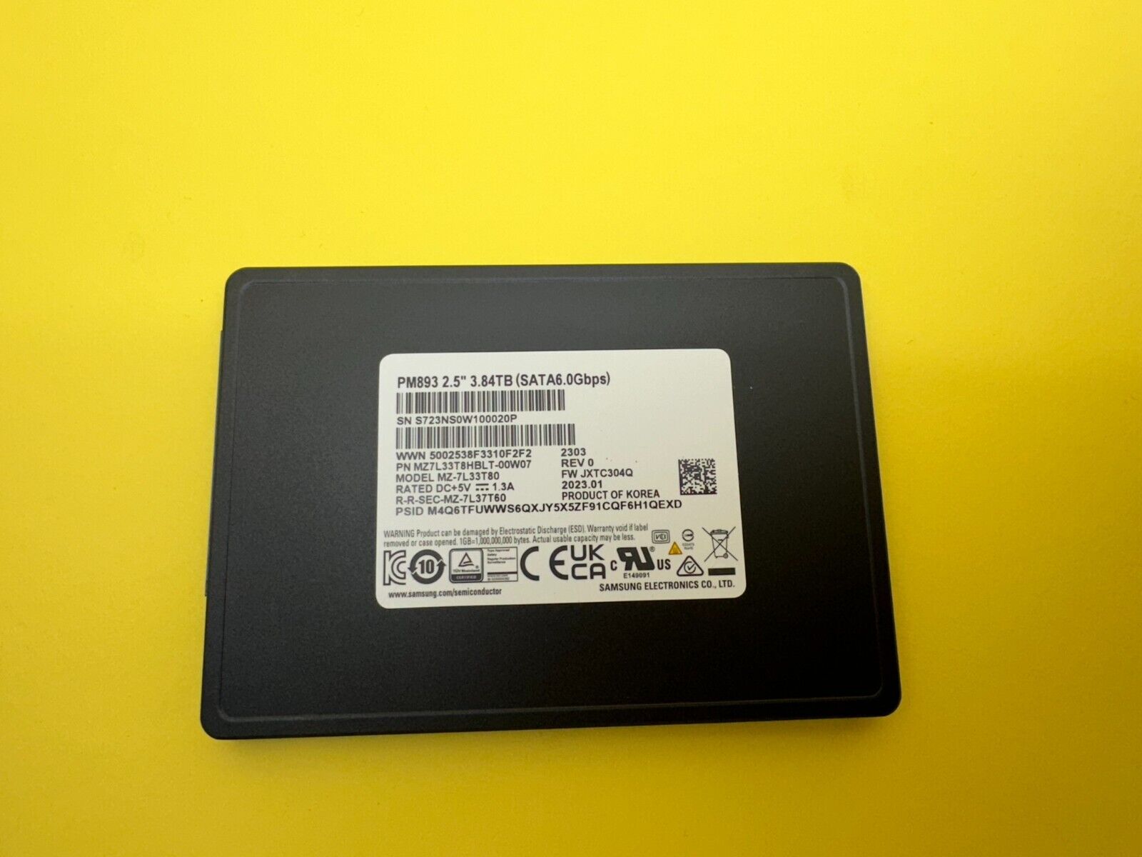 Samsung PM893 Series 3.84TB SATA 6Gb/s 2.5inch Internal SSD Samsung PM893 Series 3.84TB SATA 6Gb/s 2.5inch Internal SSD