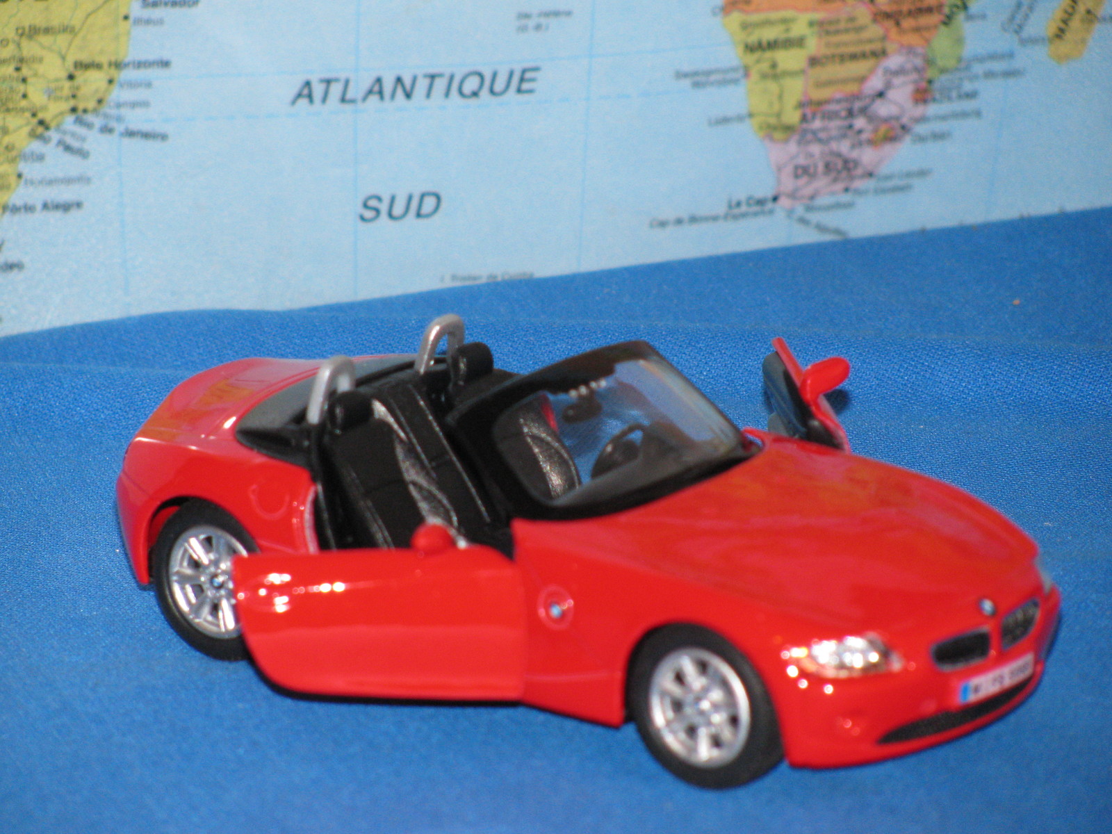 BMW 赤 ミニカー M-YM 5040 BMW 赤 ミニカー M-YM 5040