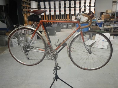 vintage touring bike