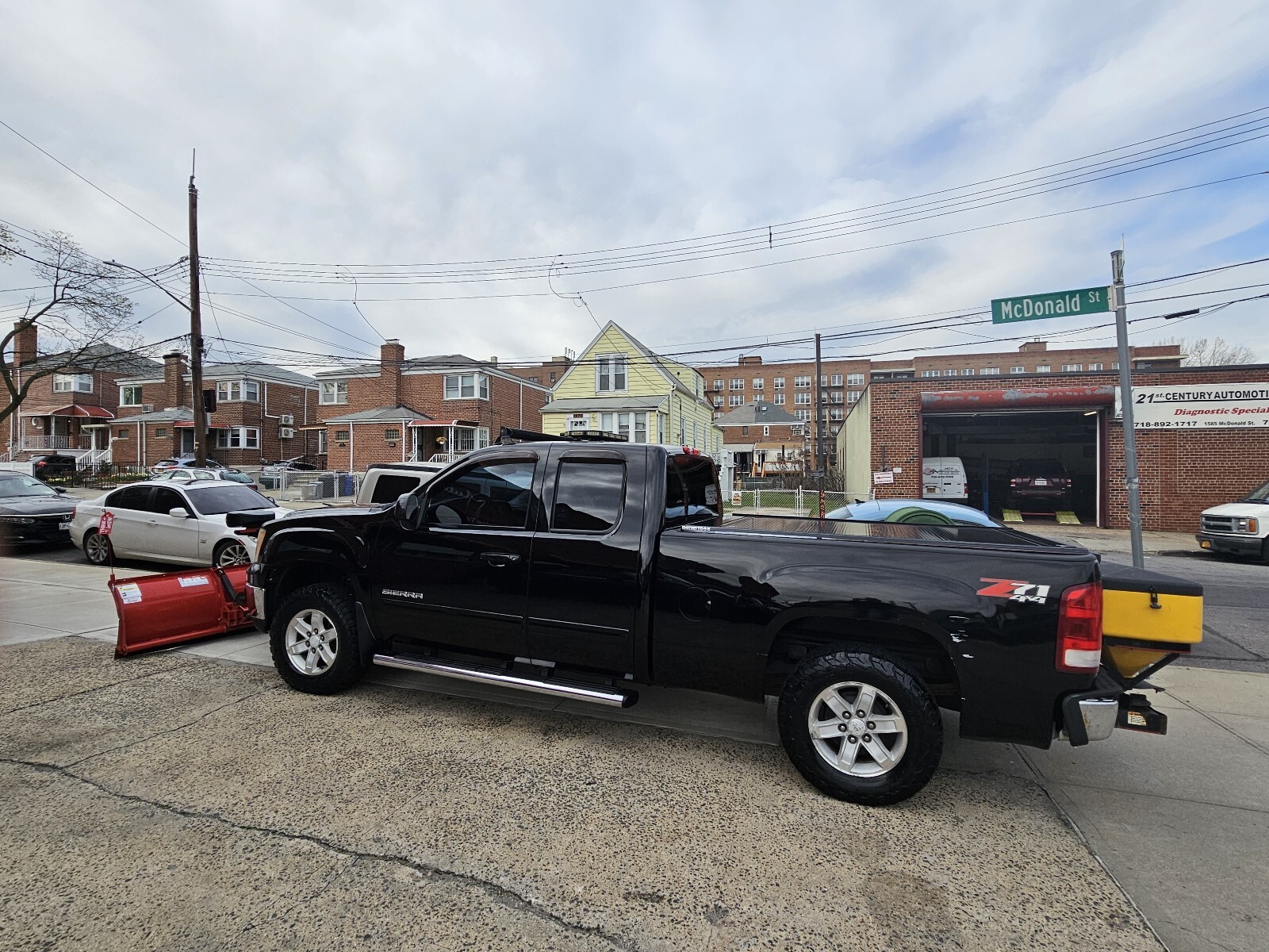 2011 GMC Sierra 1500 Black 4WD Automatic 1500 SLE