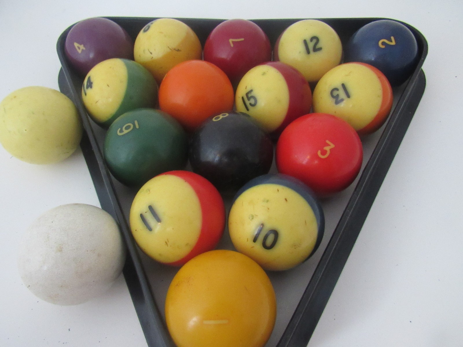POOL BALLS BILLIARD NO CIRCLE VINTAGE  SNOOKER