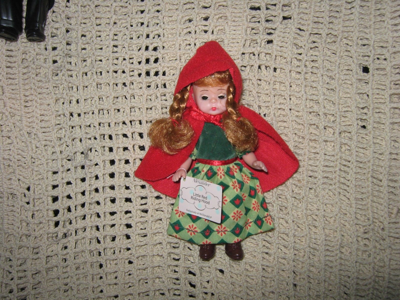 Lot of Six Madame Alexander Dolls Collection Exclusively from McDonald's 2002