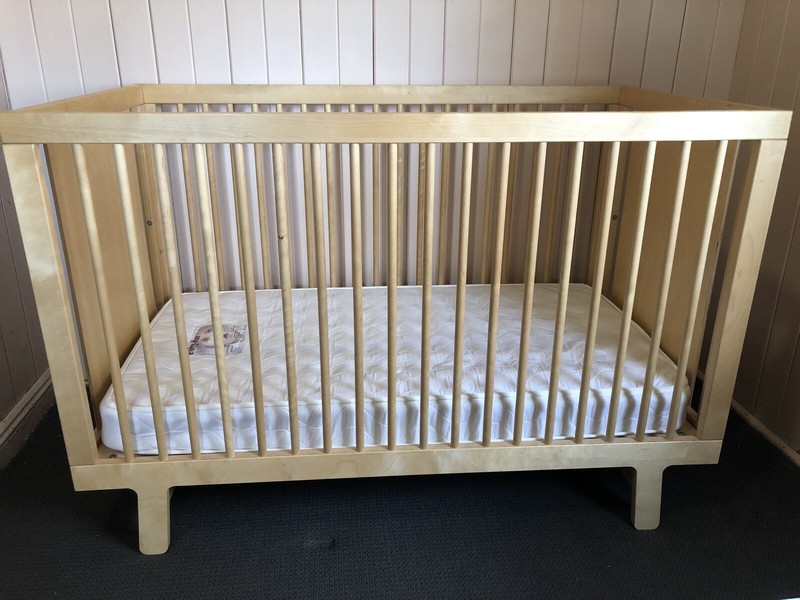 oeuf sparrow crib used