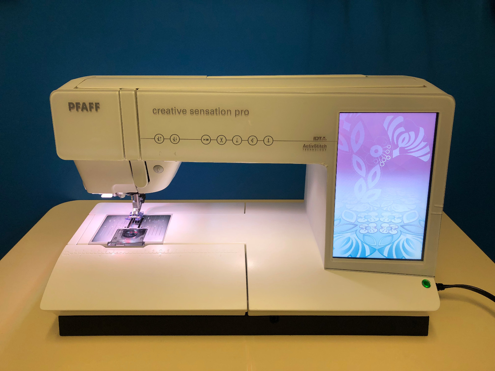 PFAFF Creative Sensation Pro Sewing & Embroidery Machine with IDT Active Stitch