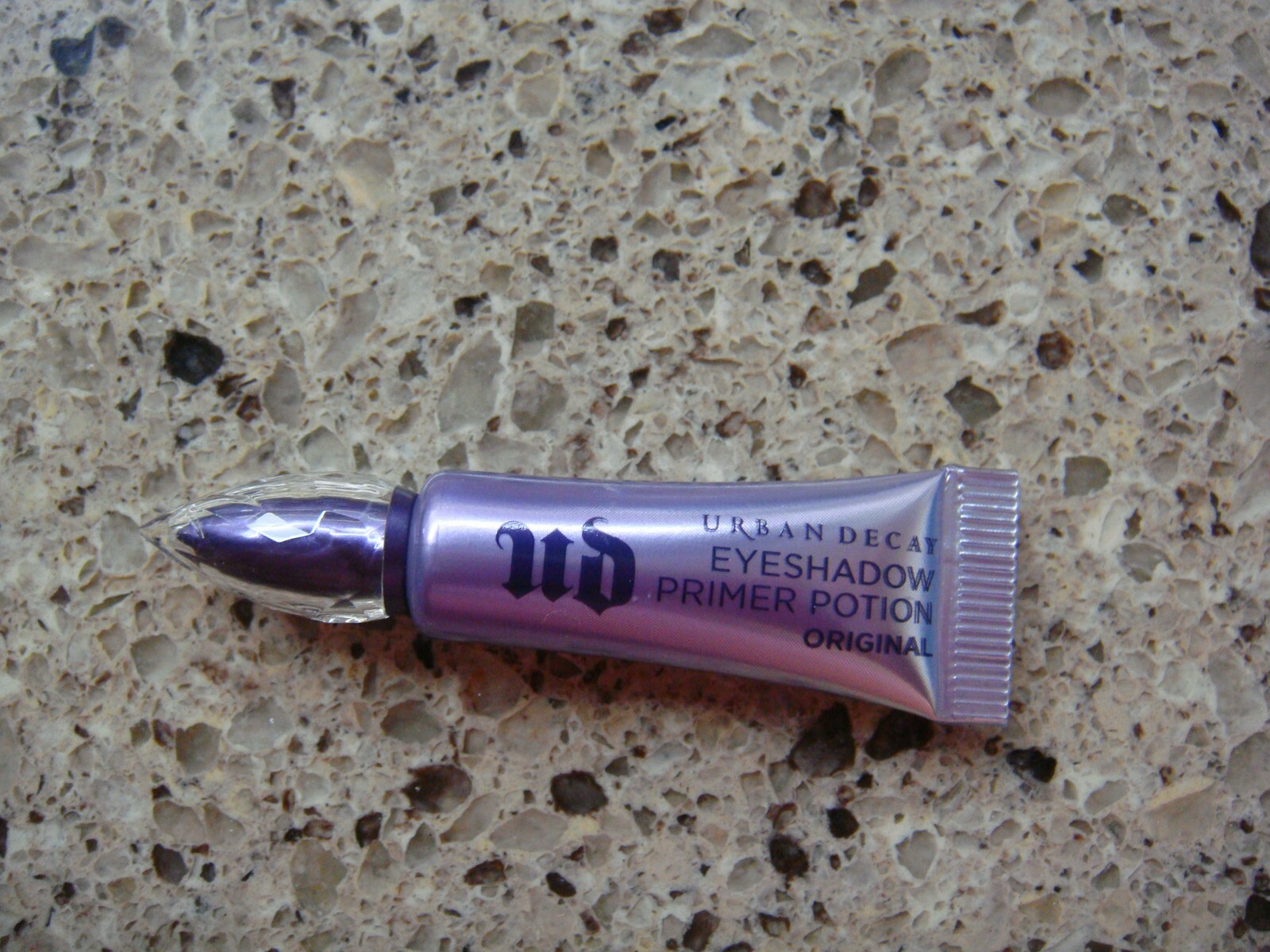 URBAN DECAY ~ Travel Size ~ EYESHADOW PRIMER POTION