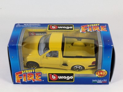 BBURAGO BURAGO 1/43 STREET FIRE COLLECTION FORD SVT F150 LIGHTNING NEW[PF3-051]