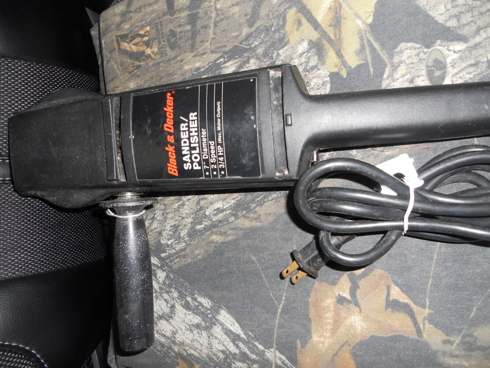 Black and Decker 3/4 HP Sander Polisher #9531. 2 Speed, 7 Black and Decker 3/4 HP Sander Polisher #9531. 2 Speed, 7