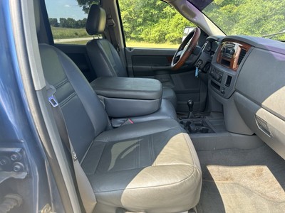 image 3 of interior