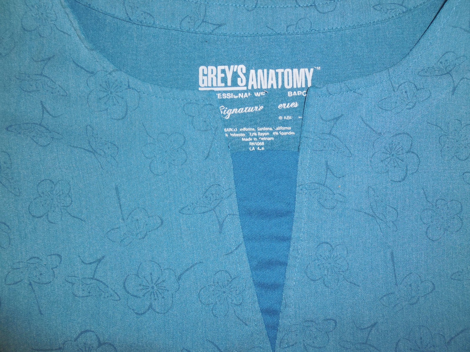 Womens Greys Anatomy Scrub Top size Large
