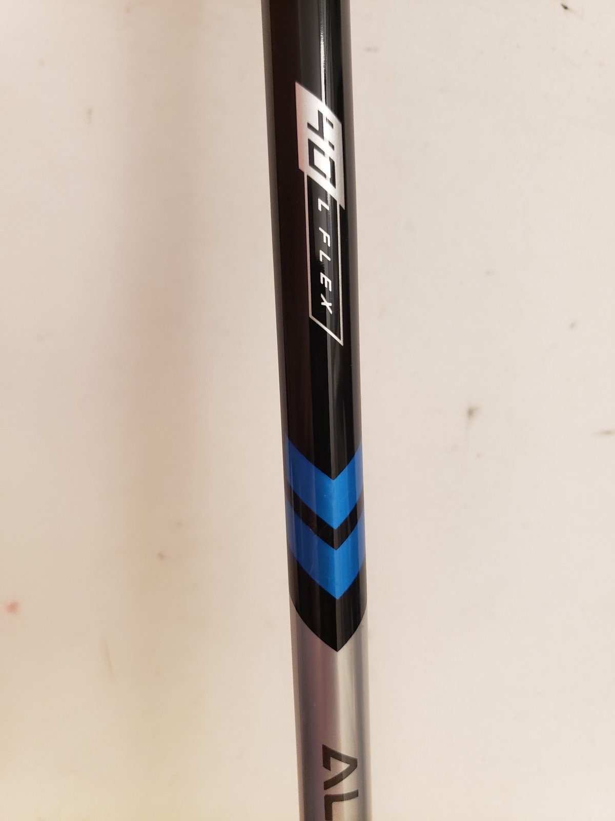 Used Cleveland Halo XL Glideraill - 6H ybrid 27* - Aldila Ascent 40 - Ladies