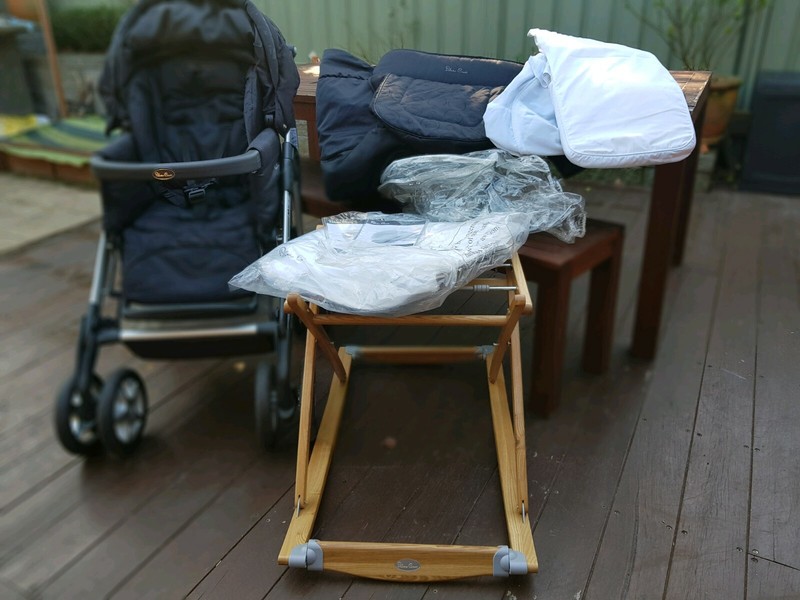 silver cross sleepover linear chassis