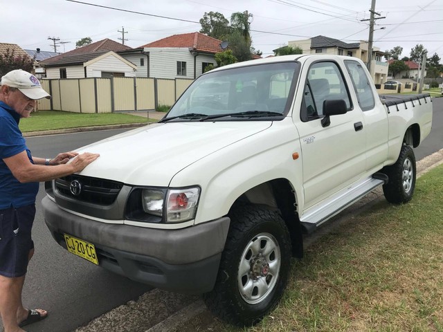 Toyota hilux 2003