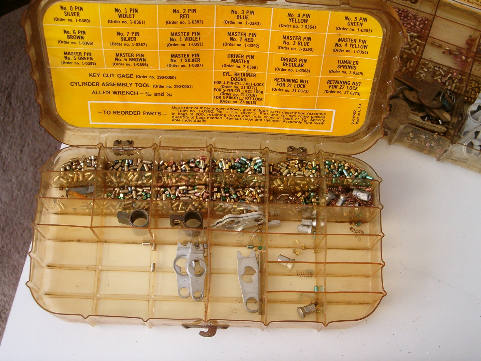 Master Lock Crimefighter Re-Keyable Kits for Locksmith Service 4 Boxes & Extras