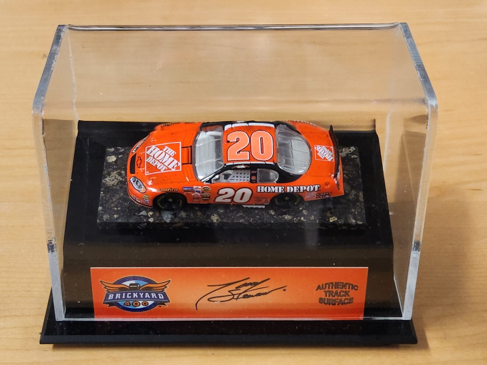 2005 #20 Tony Stewart Home Depot Bricyard 400 Win 1/64 Authentic Track Surface 2005 #20 Tony Stewart Home Depot Bricyard 400 Win 1/64 Authentic Track Surface