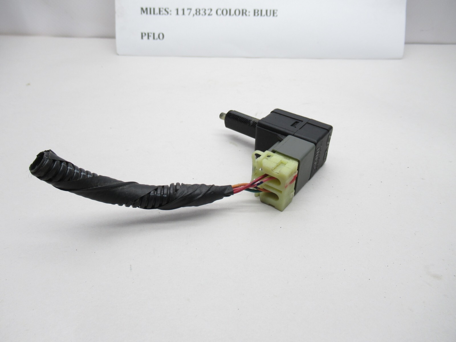 2011-2014 Hyundai Sonata Used Stop Lamp Switch OEM 93810-3S000
