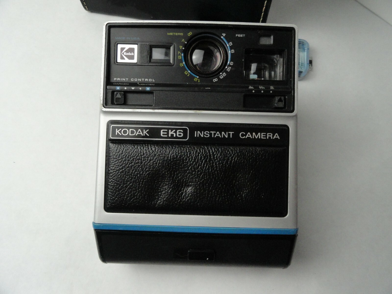 Kodak instant Polaroid Camera EK6 with case