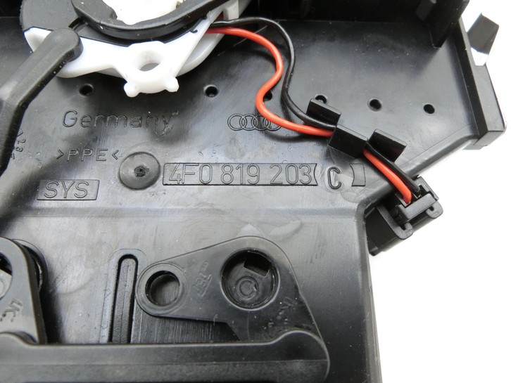 Audi A6 4F C6 qu 04-08 Luftdusche Luftdüse Mitte Hinten  - Bild 5