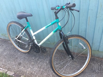 Universal mountain bike Ladies/girls 18”