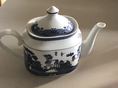 VTG BURTON & BURTON BLUE WILLOW TEAPOT RECTANGULAR 5 CUPS 