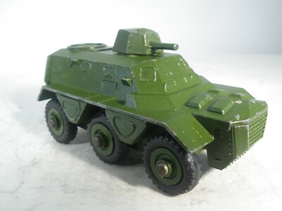 Orginal Dinky Toys #676 Armored Personnel Carrier