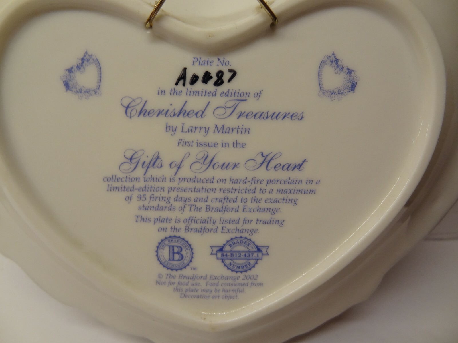 BRADFORD EXCHANGE CHERISHED TREASURES GIFTS OF YOUR HEART LIMITED EDITION PLATE