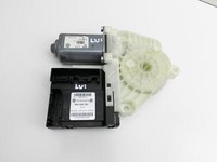 VW Golf 6 VI 5K 08-12 3T Fensterhebermotor Links Vorne VW Golf 6 VI 5K 08-12 14.09.2009 5K0959701E 5K0959793... Vorschau 4