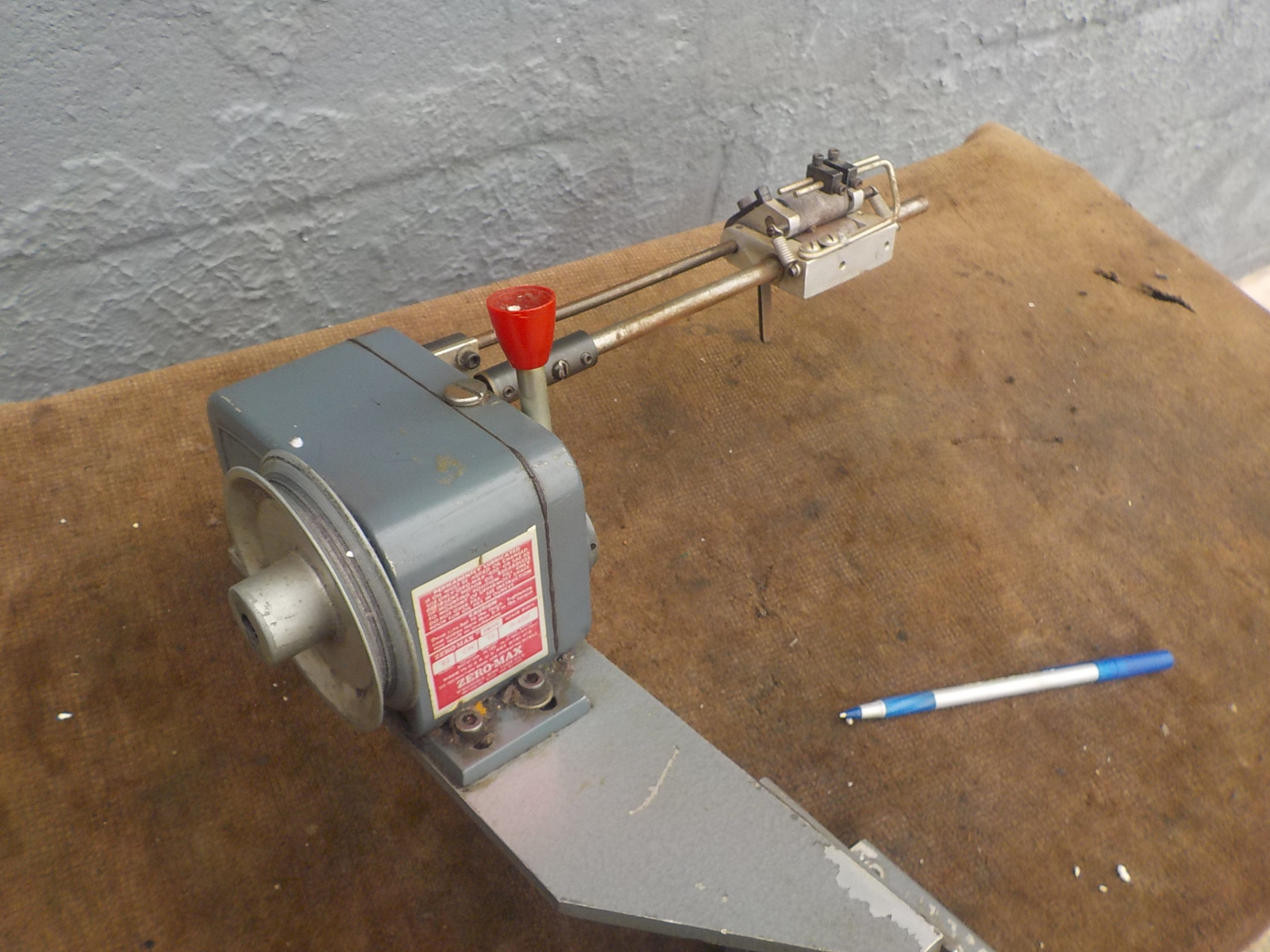 Industrial Sewing Machine Zero-Max puller
