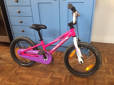 Specialized Hotrock 16 Kids Bike Pink