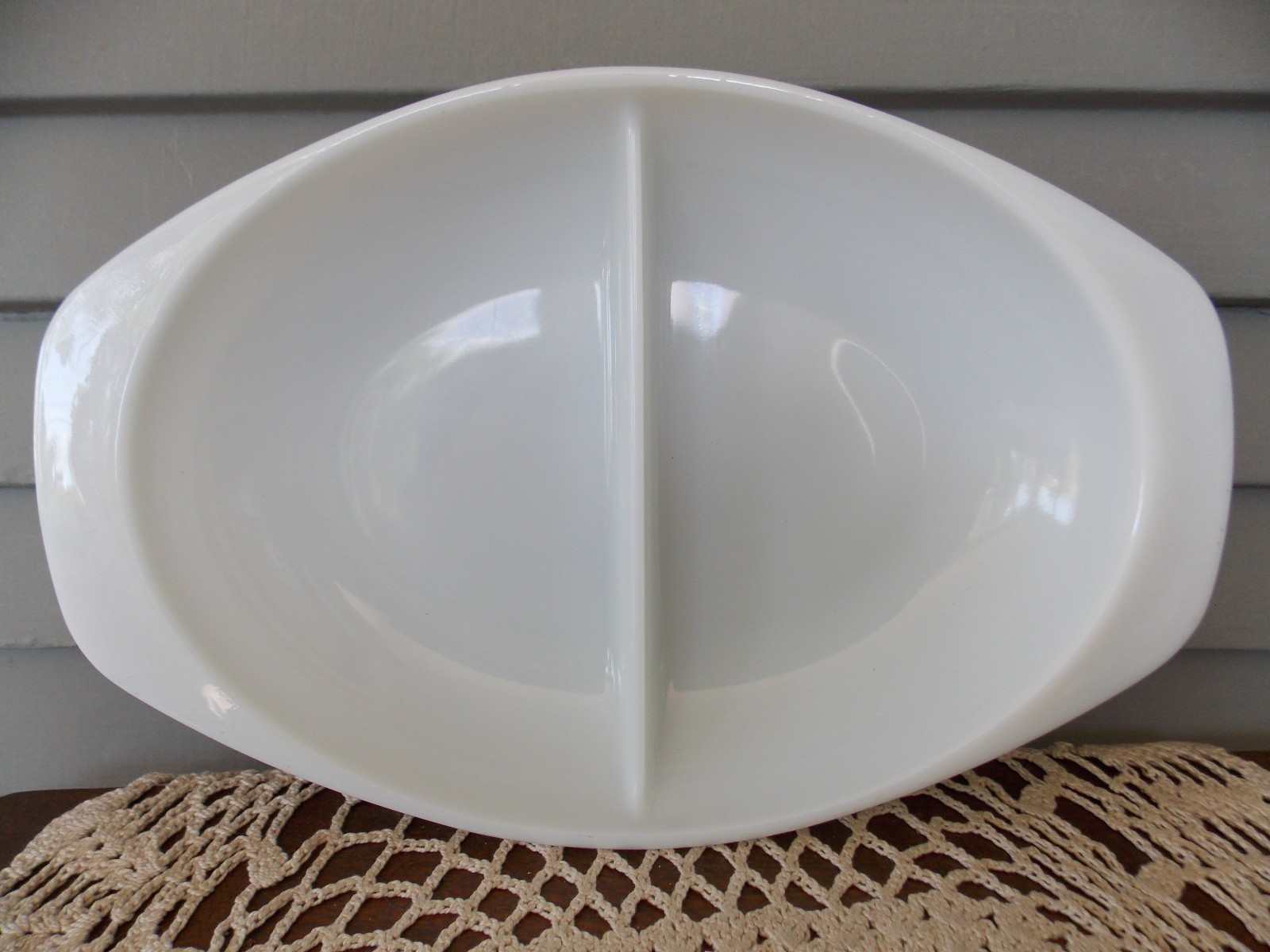 Vintage Pyrex 1063 White Milk Glass Oval Divided Bowl Casserole Dish 1 1/2 qt