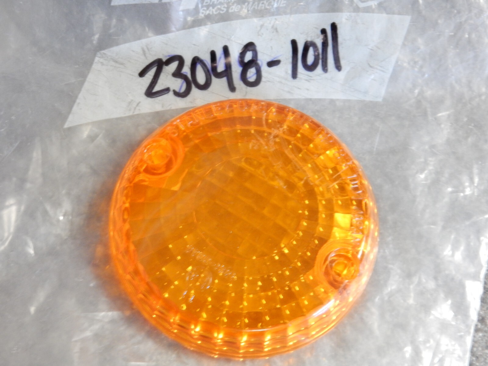 NOS Kawasaki OEM Stanley Turn Signal Lamp Lens 73 G3 72 F9 H1 G5 71 23048011のeBay公認海外通販｜セカイモン