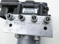 BMW X1 E84 X18D 09-12 ABS Steuergerät Aggregat Hydraulikblock BMW X1 E84 X18D 09-12 23.02.2012 3451-6856926 6791272... Vorschau 5